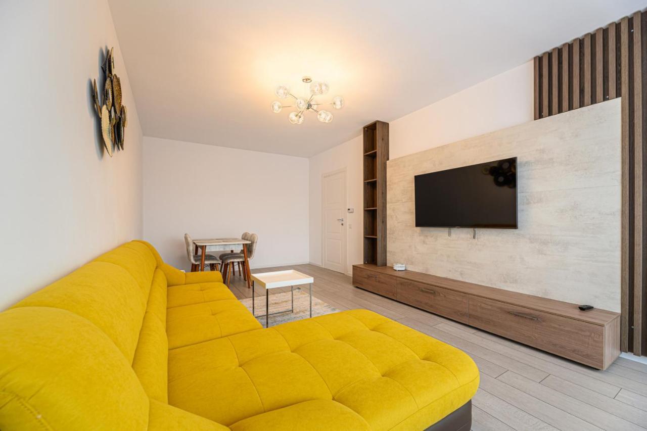 Rentforcomfort Dynamic Apartment Brasov Ngoại thất bức ảnh
